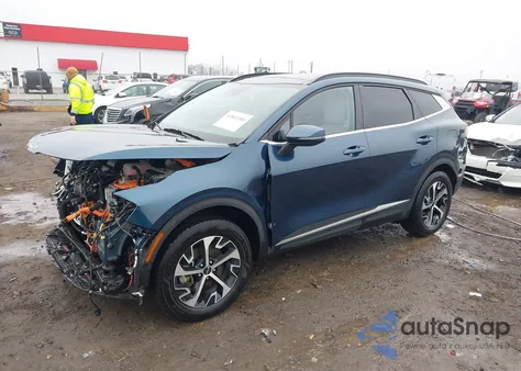 2024 Kia Sportage Hybrid Ex from USA, damaged, VIN KNDPVCDG6R7134380